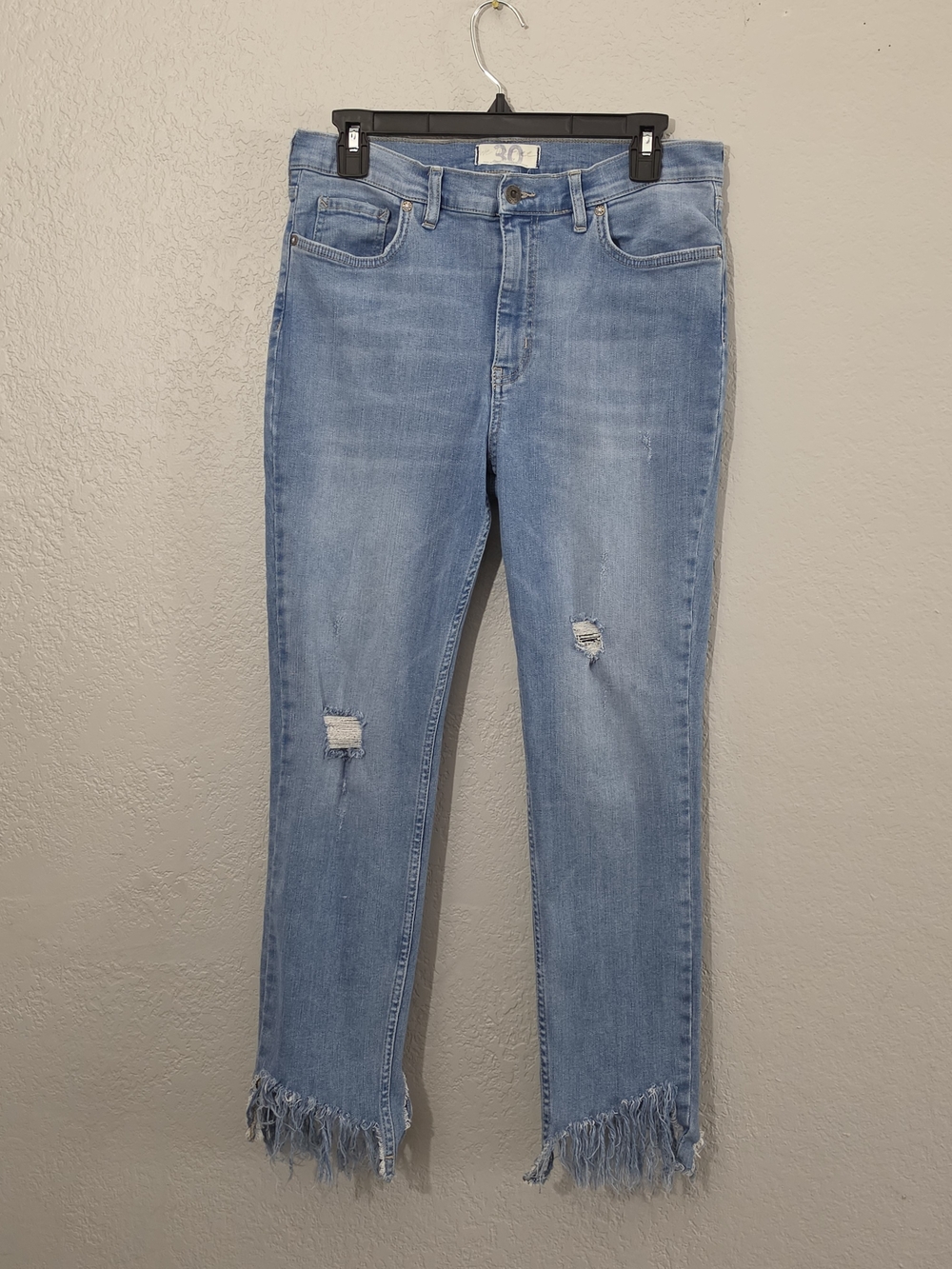 We The Free Light Wash Distressed Skinny Jeans with Fringe Hem Womens Size 30